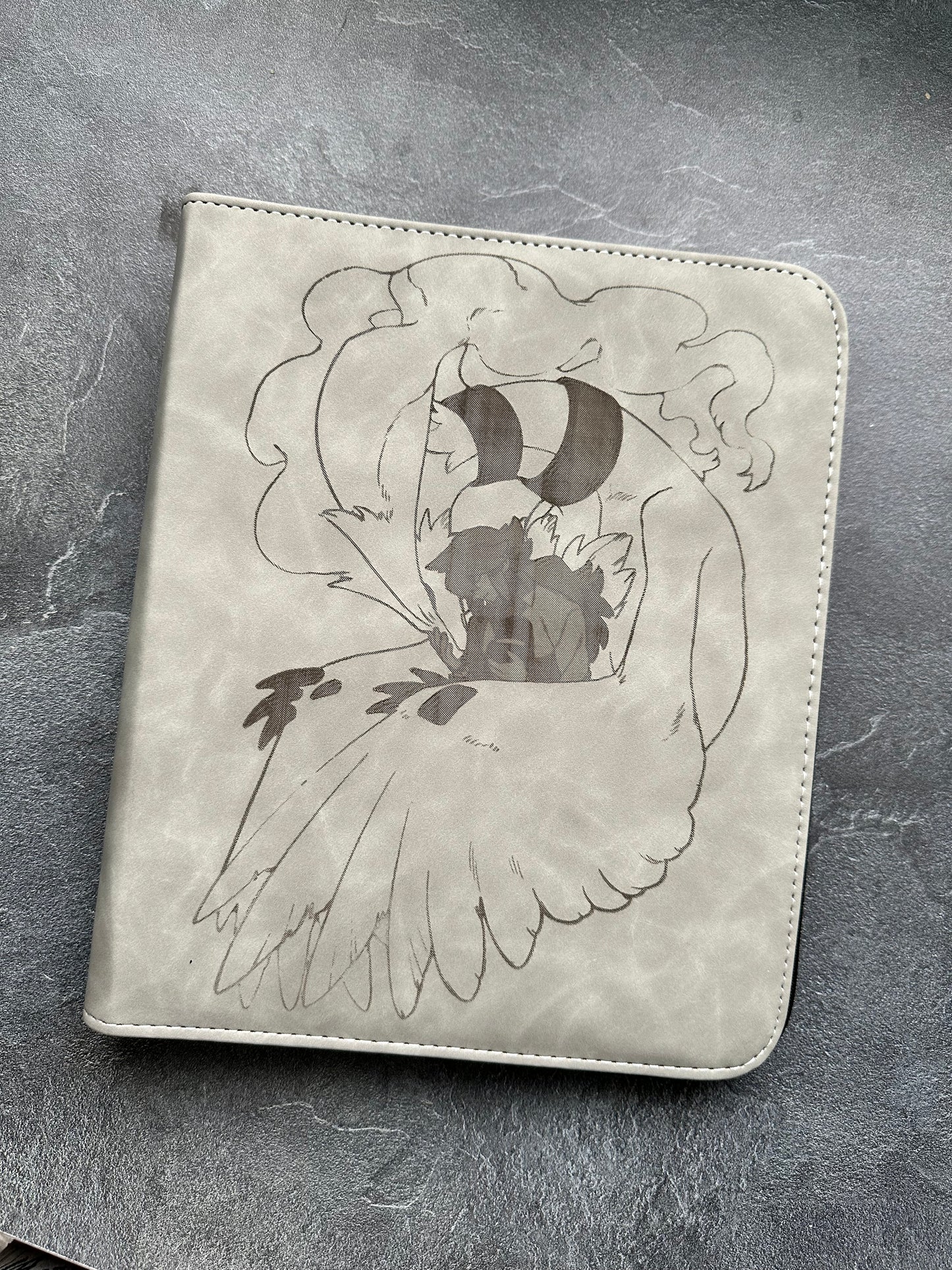 Classeur Pokémon personnalisé pour cartes top laoder (Neuf, sous blister) 112 cartes